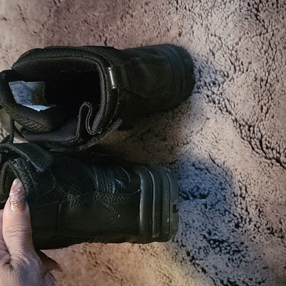 Work Boots - Picture 4 of 8